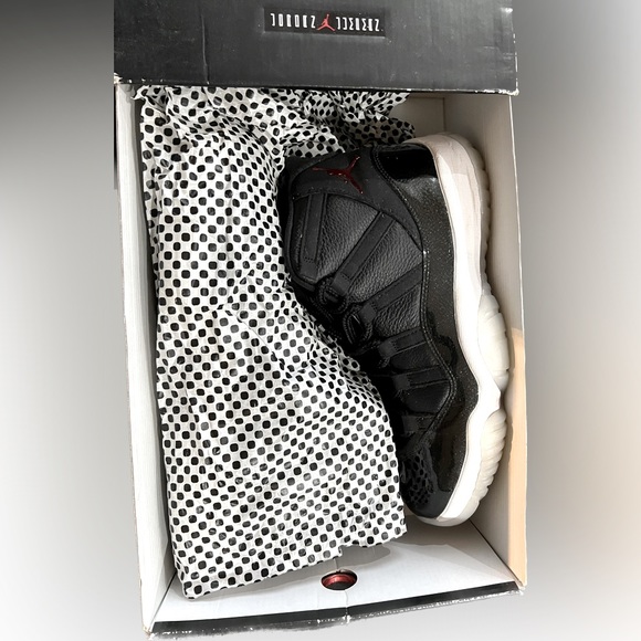 BNIB AIR JORDAN 11 “72-10” 🔥 - Picture 4 of 5